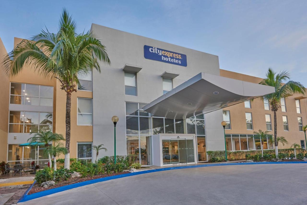 City Express By Marriott Playa Del Carmen Ngoại thất bức ảnh