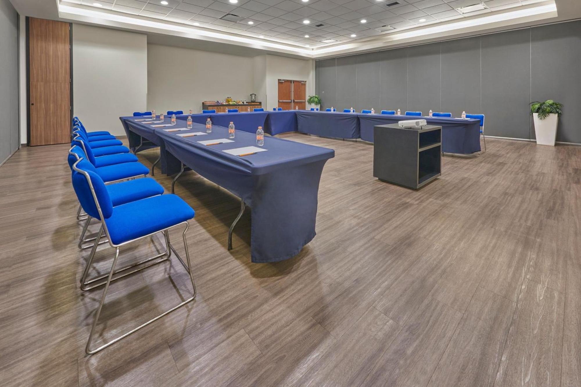 City Express By Marriott Playa Del Carmen Ngoại thất bức ảnh