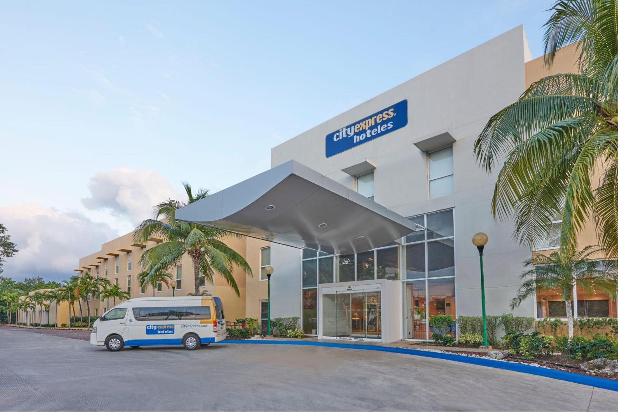City Express By Marriott Playa Del Carmen Ngoại thất bức ảnh